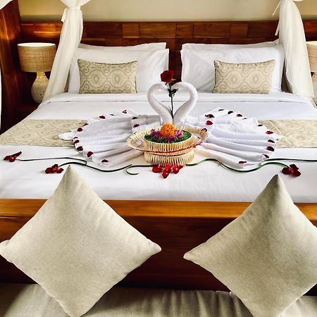 The Madawa Suites Ουμπούντ Εξωτερικό φωτογραφία