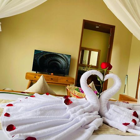 The Madawa Suites Ουμπούντ Εξωτερικό φωτογραφία