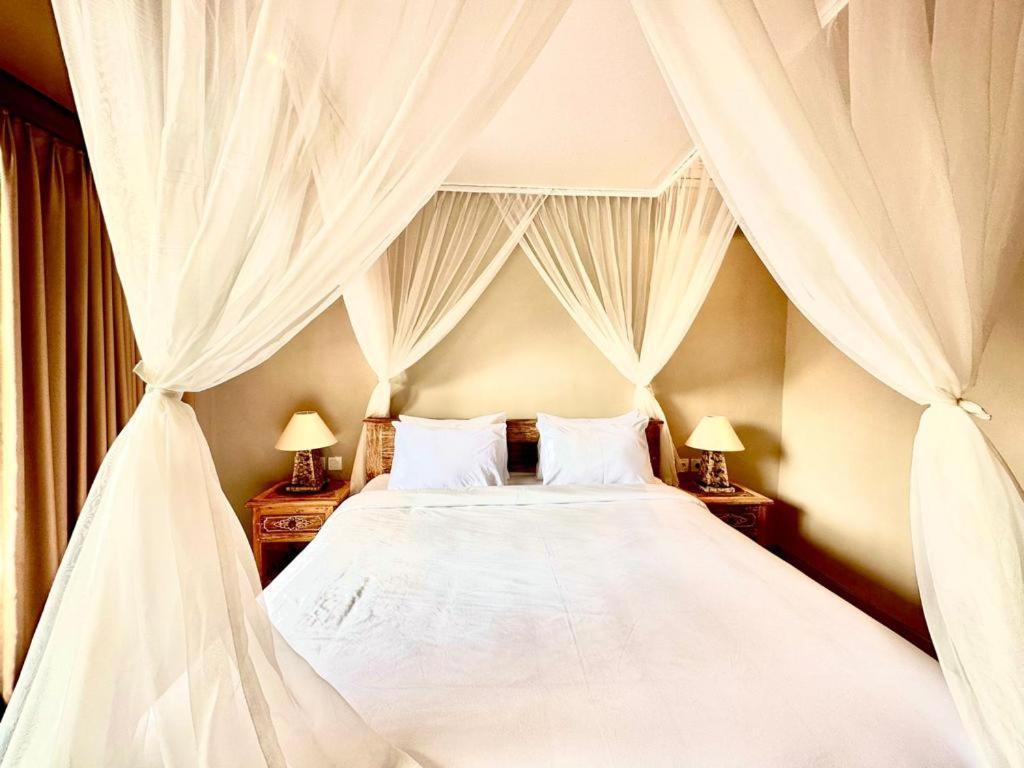The Madawa Suites Ουμπούντ Εξωτερικό φωτογραφία
