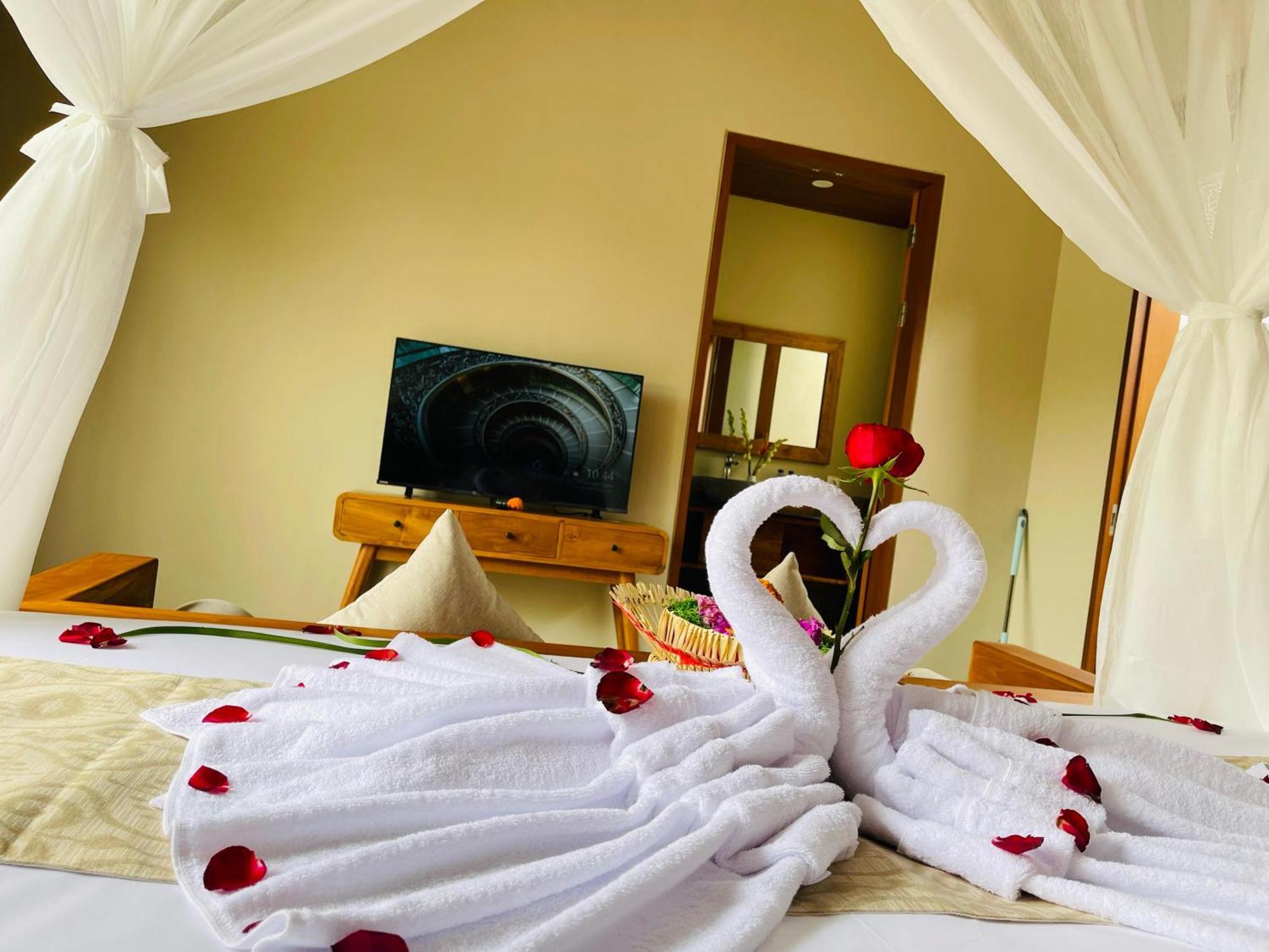 The Madawa Suites Ουμπούντ Εξωτερικό φωτογραφία